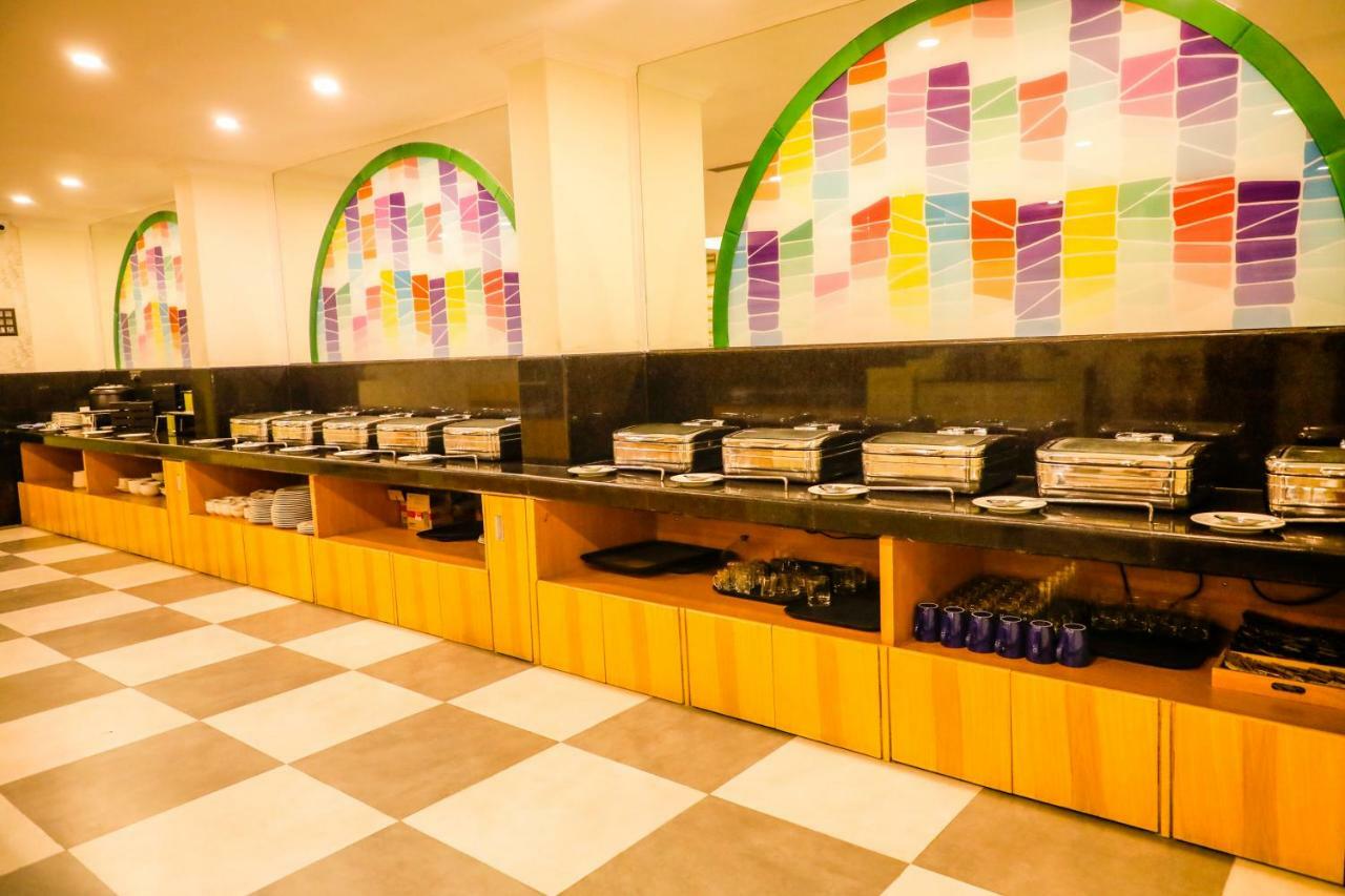 Kyriad Hotel Nashik By Othpl Exterior photo